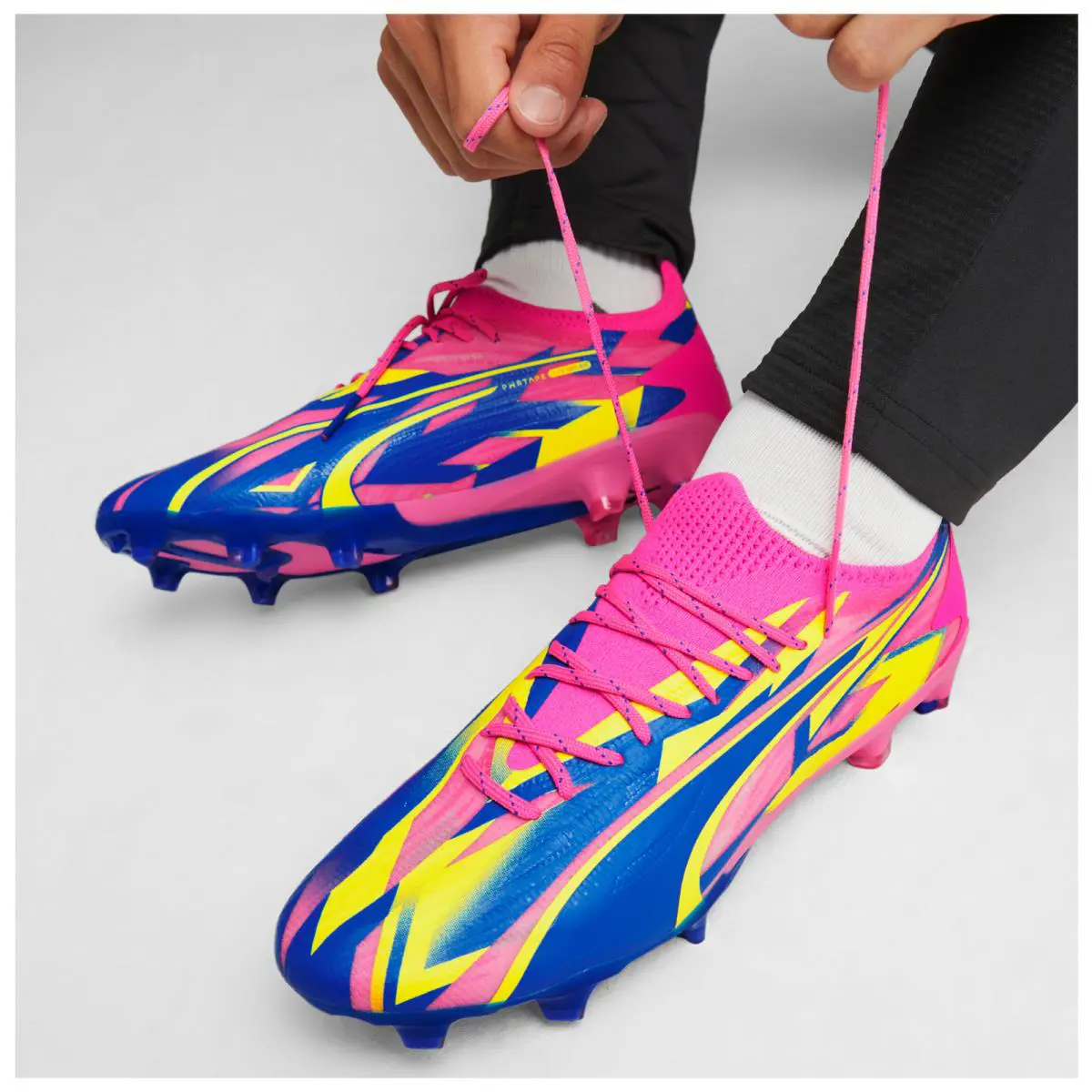 Puma shoes - PUMA ULTRA - ULTRA - 107540-01 - Pink 2