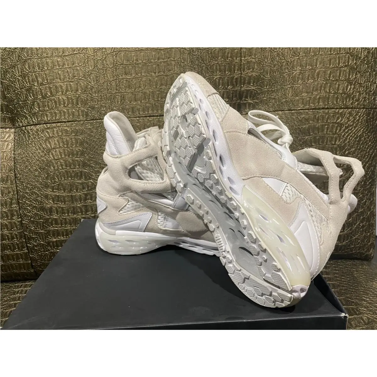 Puma shoes - White 3