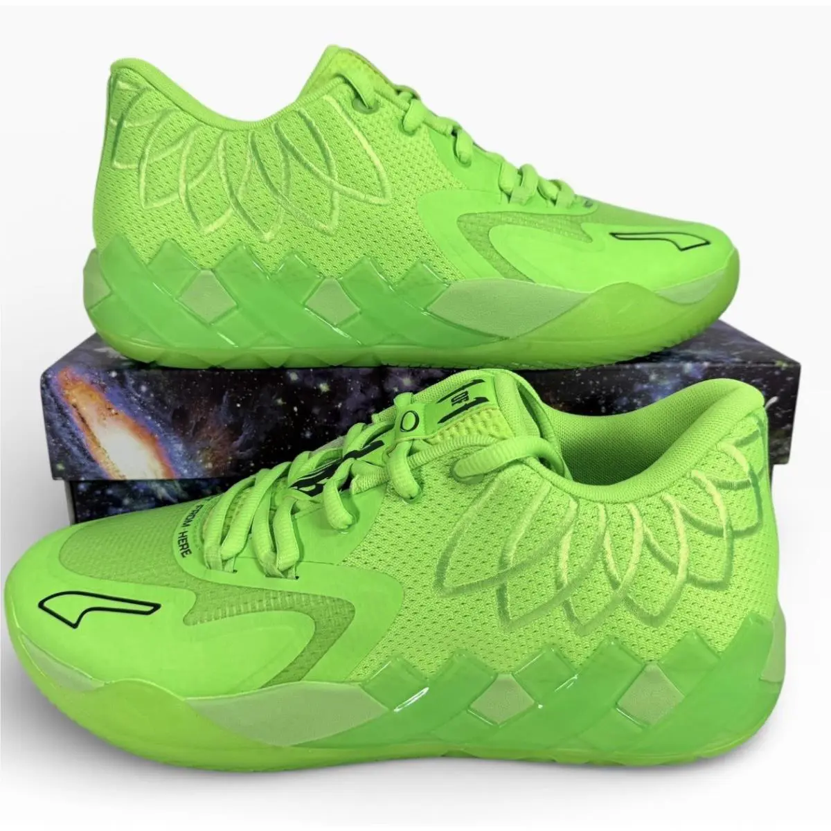 Puma MB.01 Low US 13 Men`s Green Gecko Basketball Lamelo Ball 1 376941 07 - Green