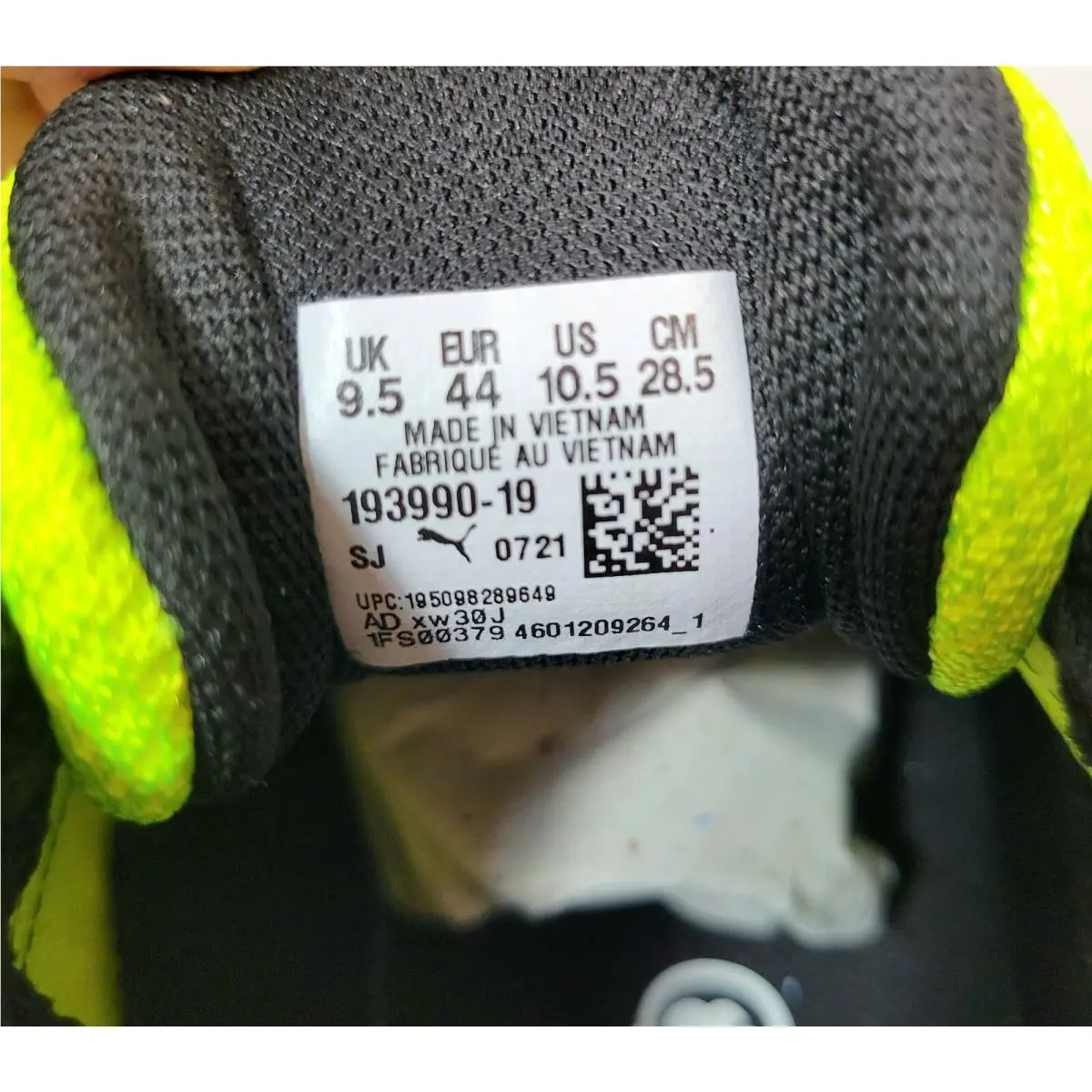 Puma shoes - PUMA RS-Dreamer J Cole - Cole - 193990 19 - Volt Green Black 9