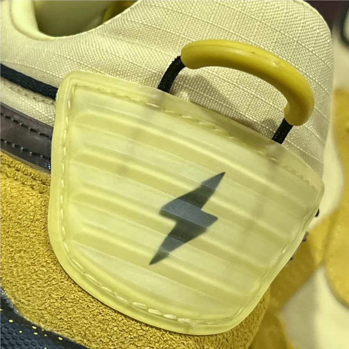 Puma shoes - PUMA RS-X - 389561 001 - Yellow (UPC: 4065449766432) 8