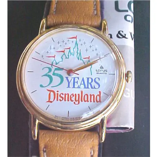 Lorus 35 Years of Disneyland Mickey Minnie Pluto Goofy Princess Donald Daisy