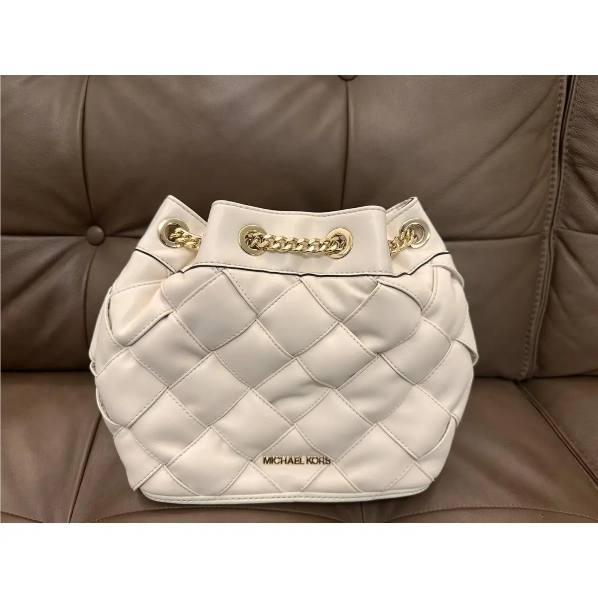 Michael Kors Regina Bucket Bag Backpack Cream MK Gold Chain 35H1GU7B5U