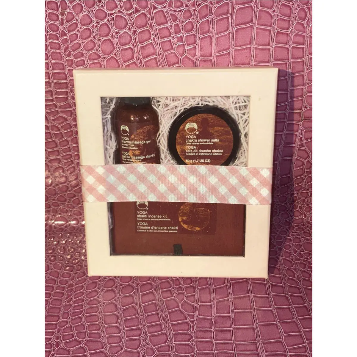 The Body Shop Yoga Shanthi Massage Gel Chakra Salt Shakti Insense Kit by THE BODY SHOP