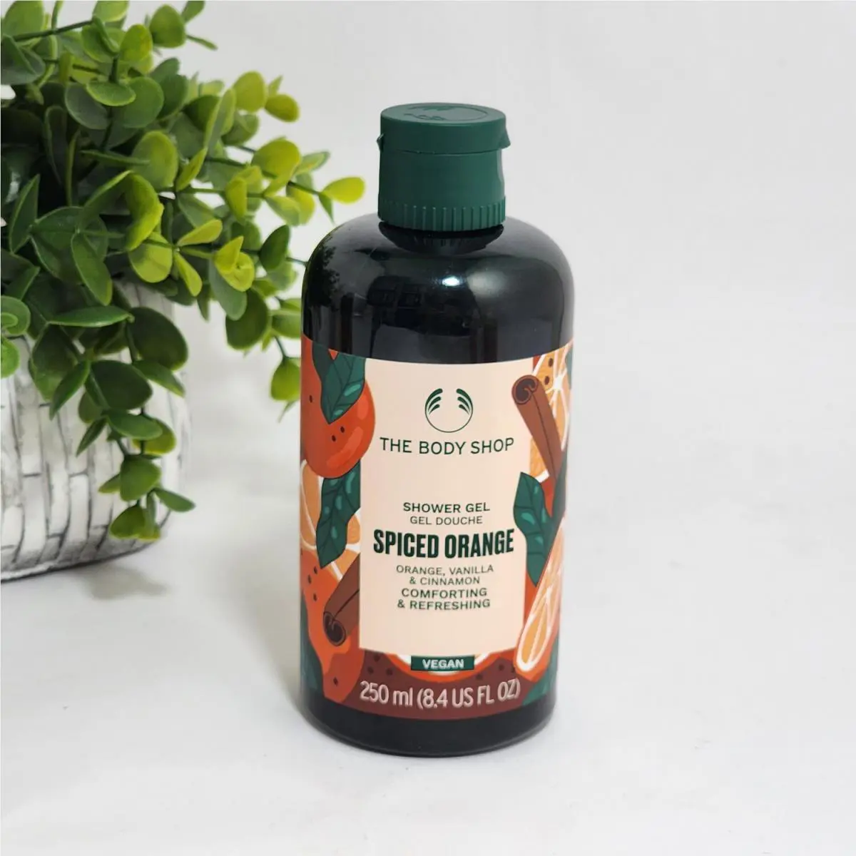 The Body Shop Spiced Orange Shower Gel Orange Vanilla Cinnamon Comforting 8.4 oz by THE BODY SHOP