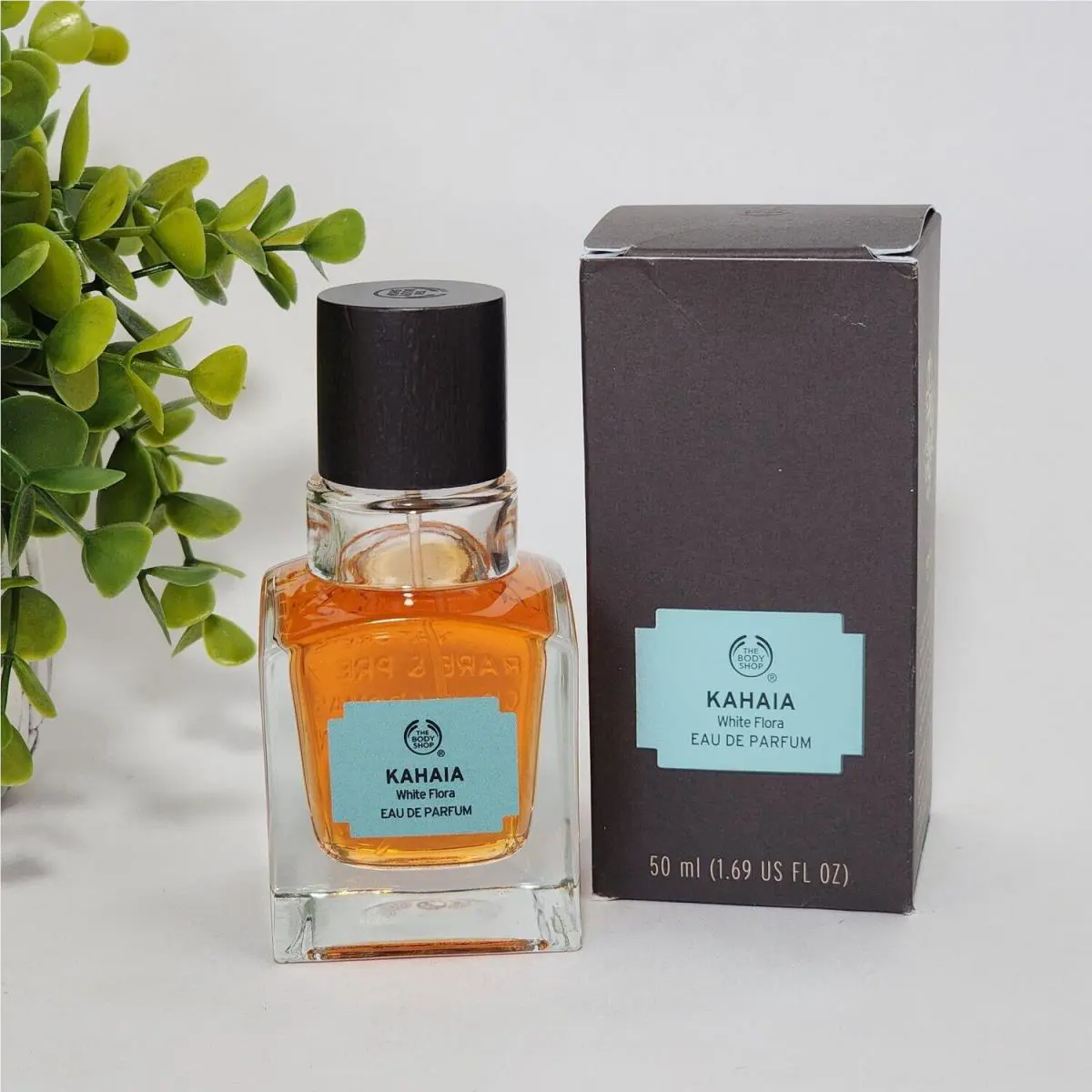 The Body Shop Kahaia White Flora Eau De Parfum Spray Perfume 1.69 fl oz / 50 mL by THE BODY SHOP