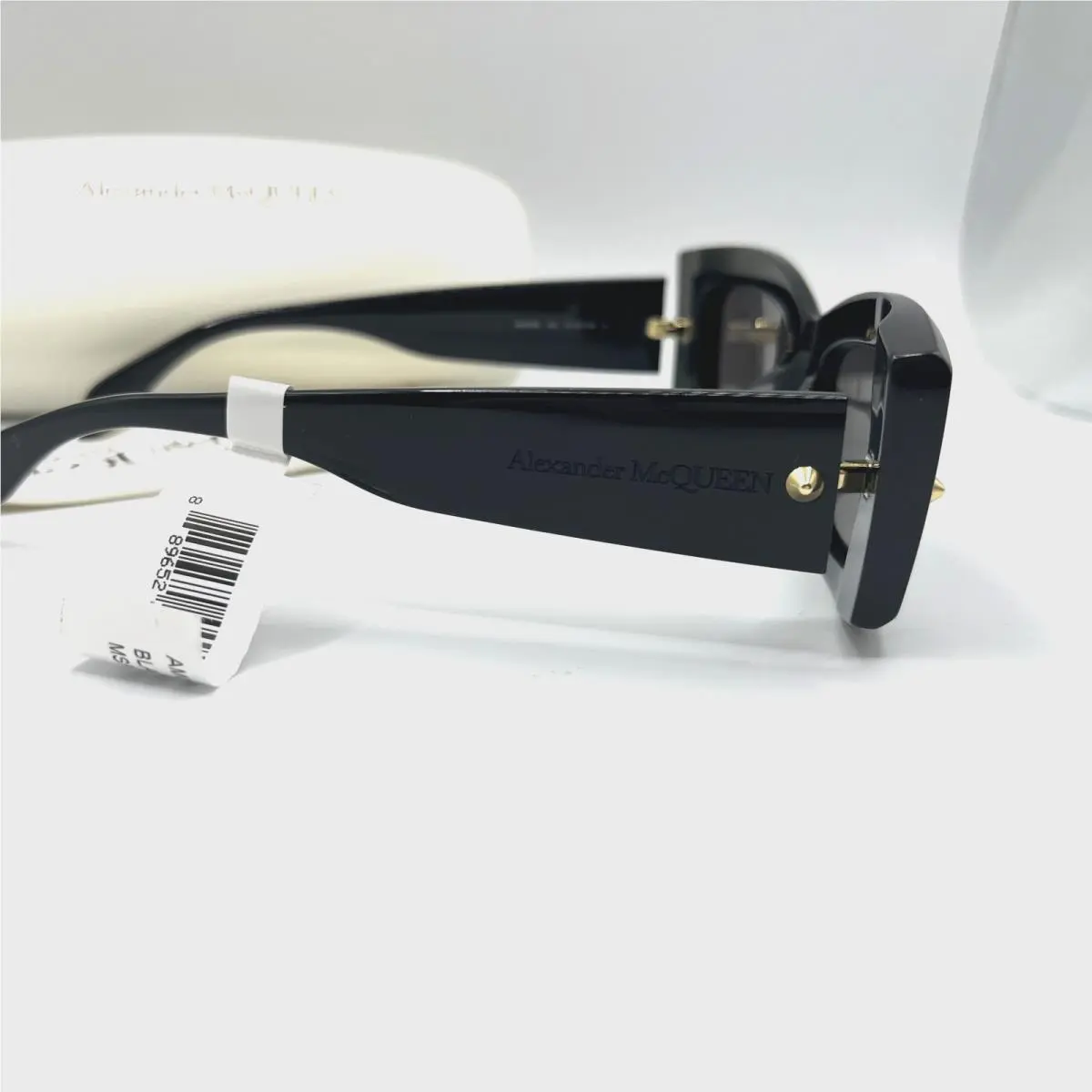 Alexander McQueen AM0426S Black Grey 51/20/140 unisex adults Sunglasses Alexander McQueen AM0426S Sunglasses Unisex Black 51mm New  main image 3