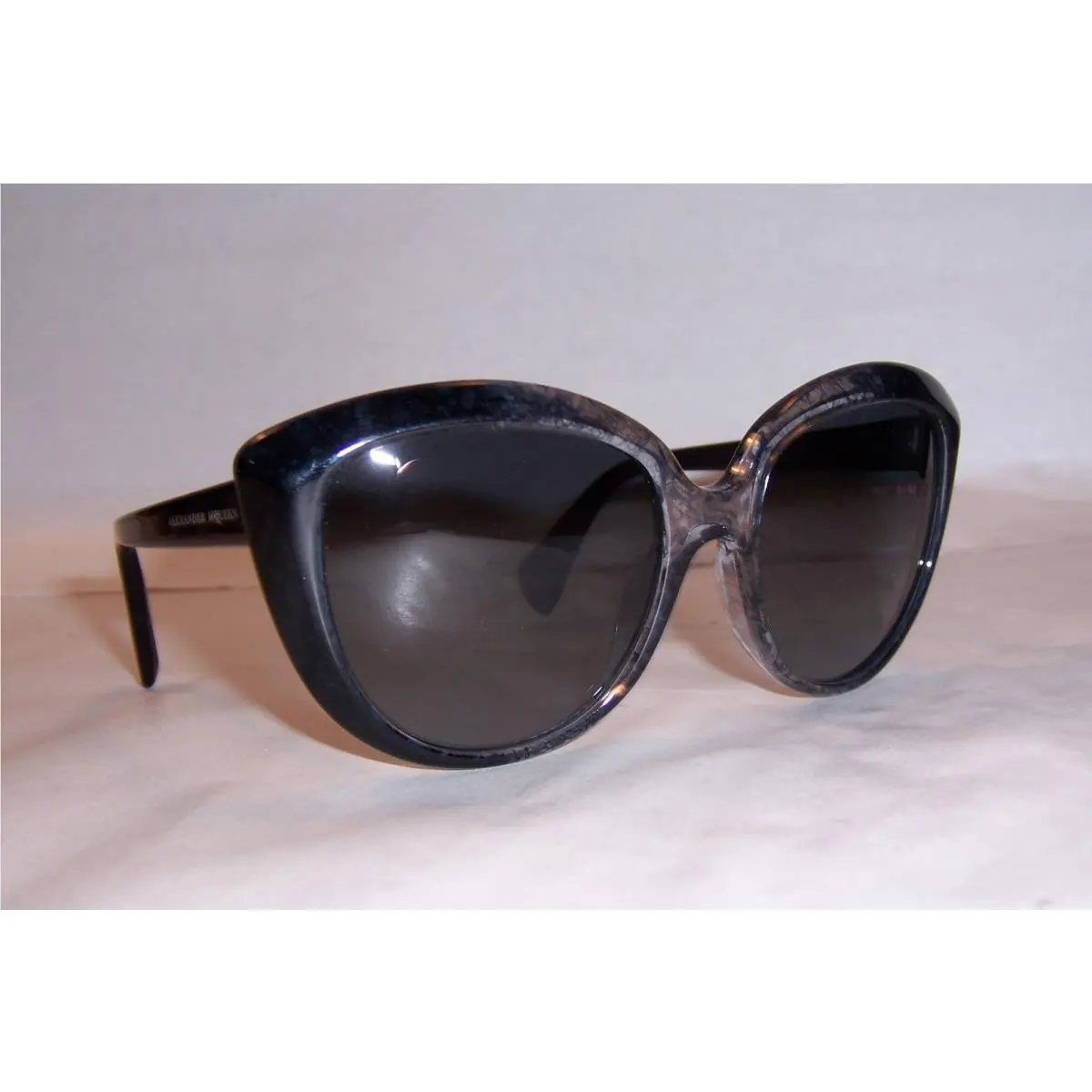 Alexander Mcqueen Sunglasses Amq 4234/S Black Gray/gray 2IZ-HD