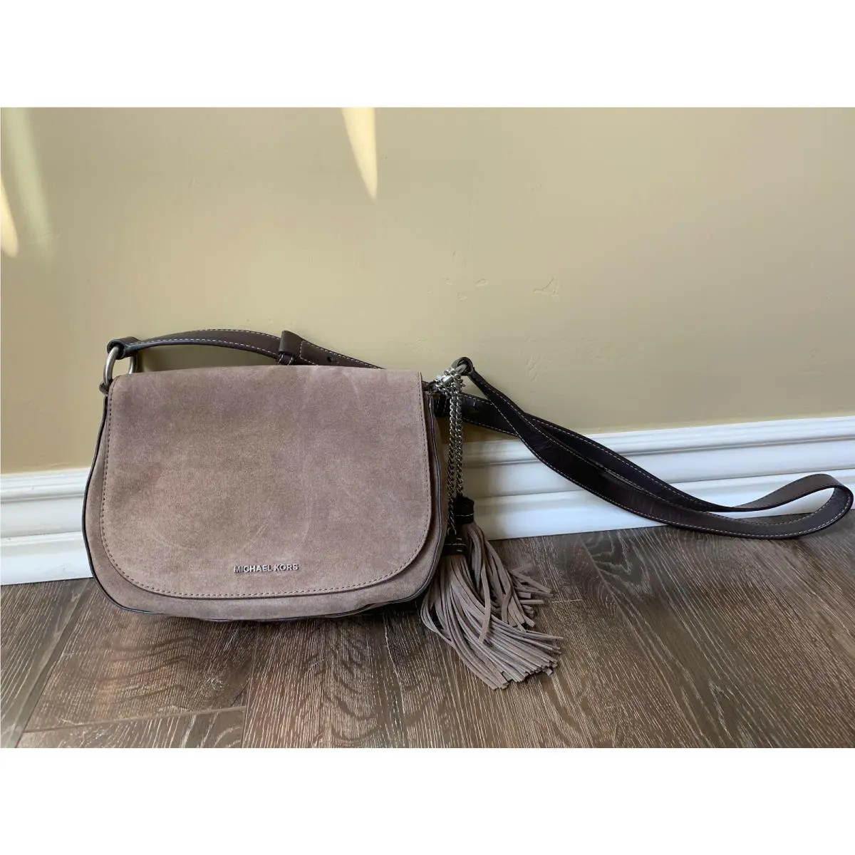 Michael Kors Elyse Large Saddle Bag Leather Crossbody Dark Dune