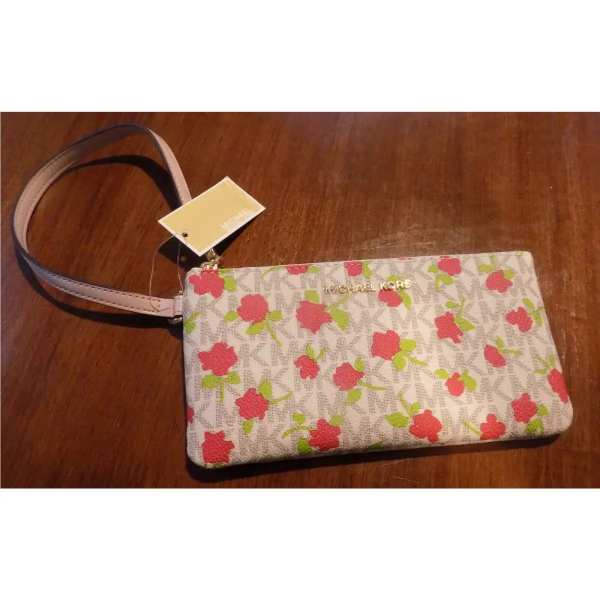 Michael Kors Jet Set Travel MD Zip Phone Wallet Wristlet Vanilla Multi