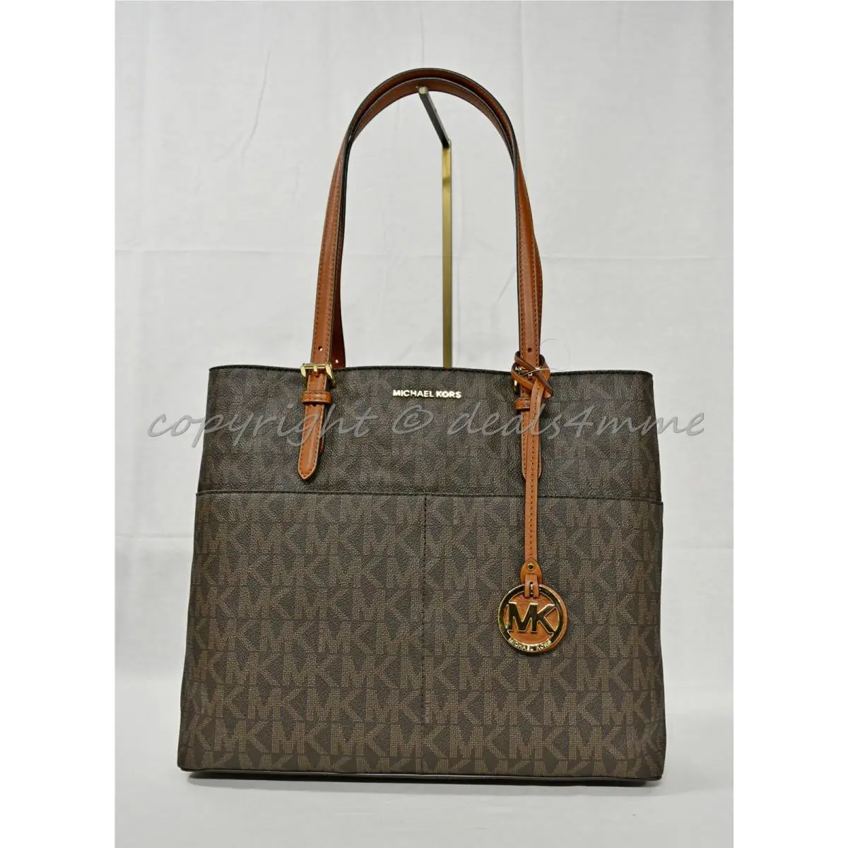 Kors Bedford Large Top Zip Pocket Tote in Signature Brown