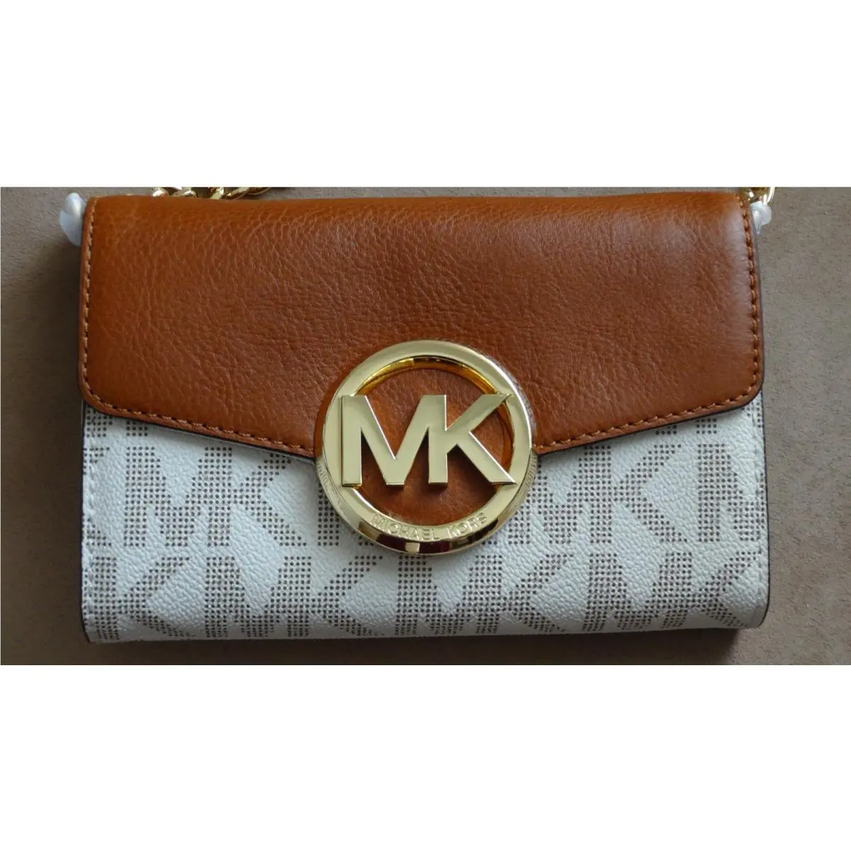 Michael Kors Hudson Large Phone Crossbody Bag Purse Vanilla Brown