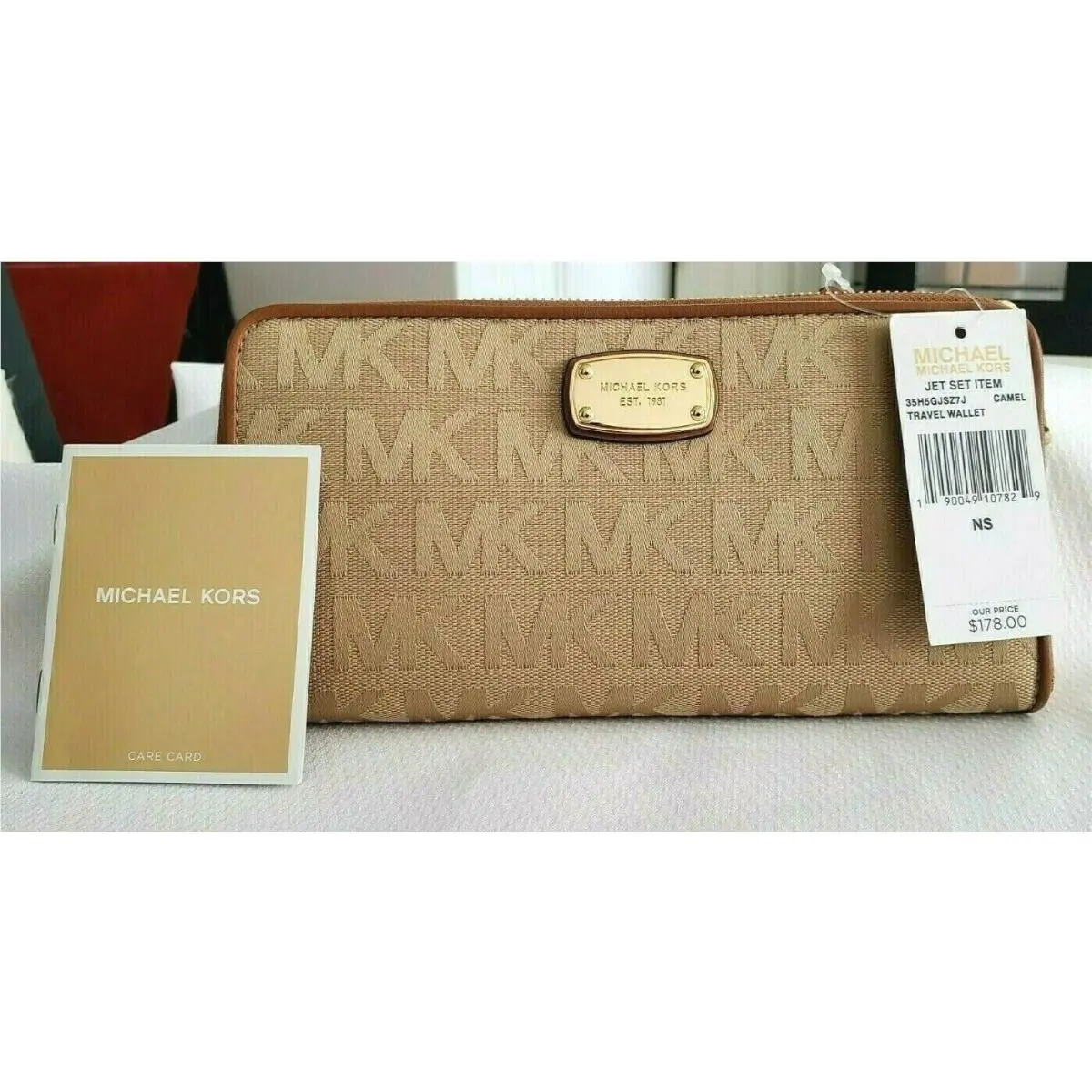 Michael Kors 35H5GJSZ7J Jet Set Zip Around Travel Wallet IN Camel Pvc