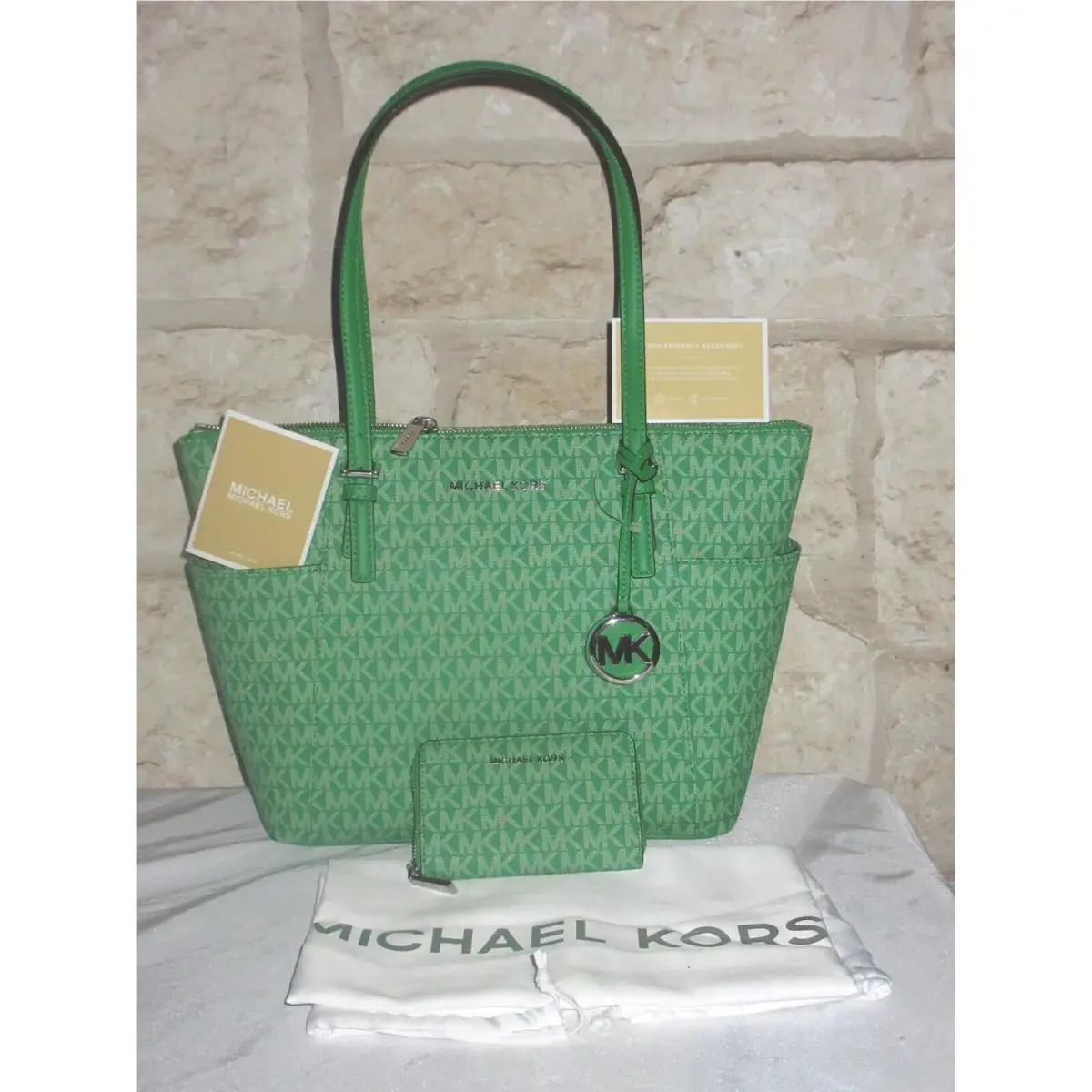 Michael Kors Jet Set Zip Tote Matching Card Case Set Dust Bag 2-piece Set