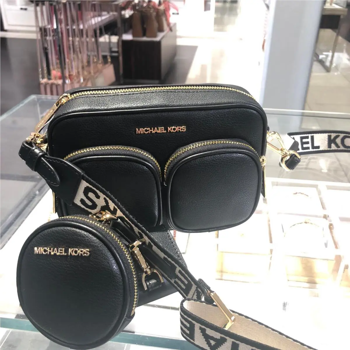 Michael Kors Medium Crossbody Bag Tech Attached Handbag Purse Shoulder Black