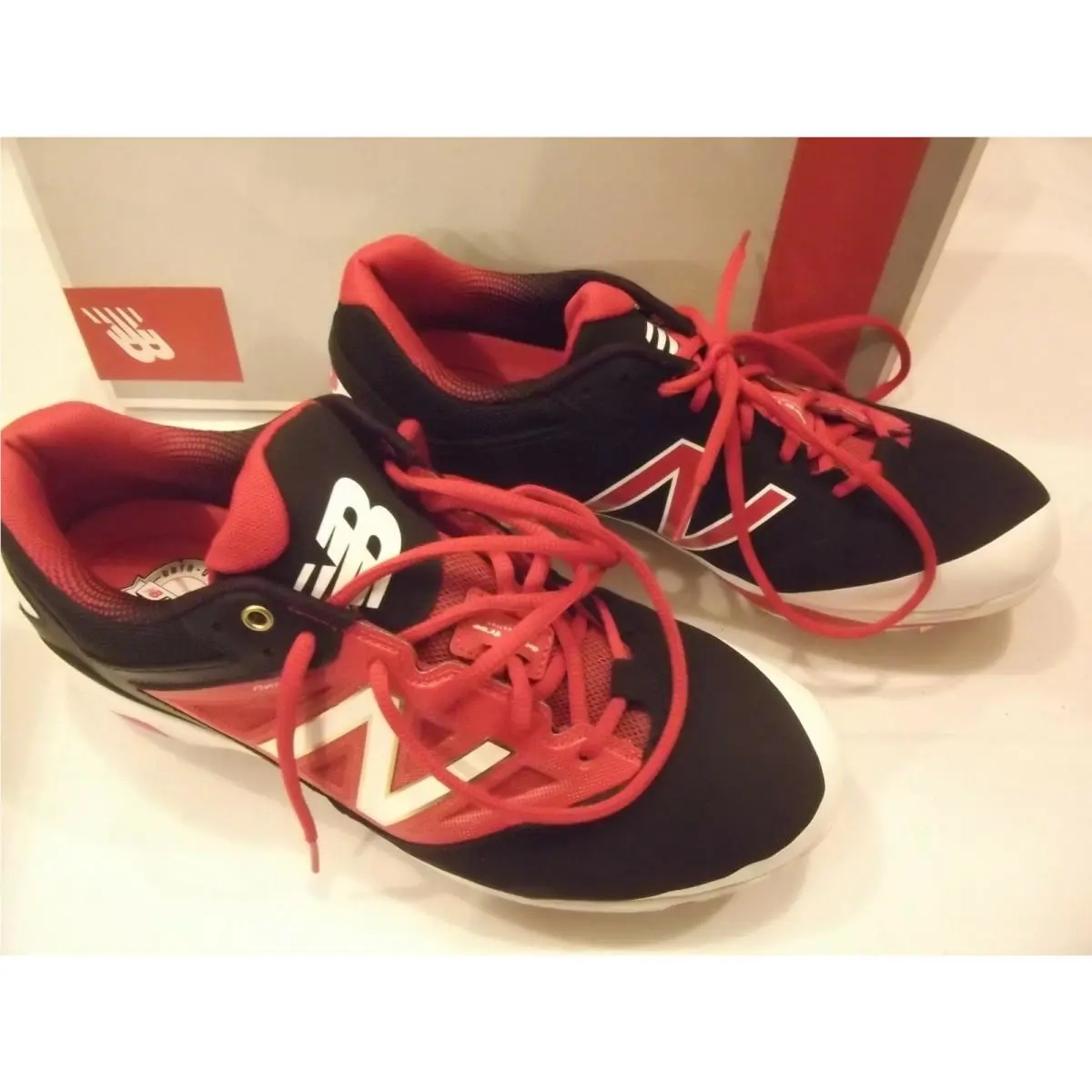 New Balance shoes - RED / BLACK 12