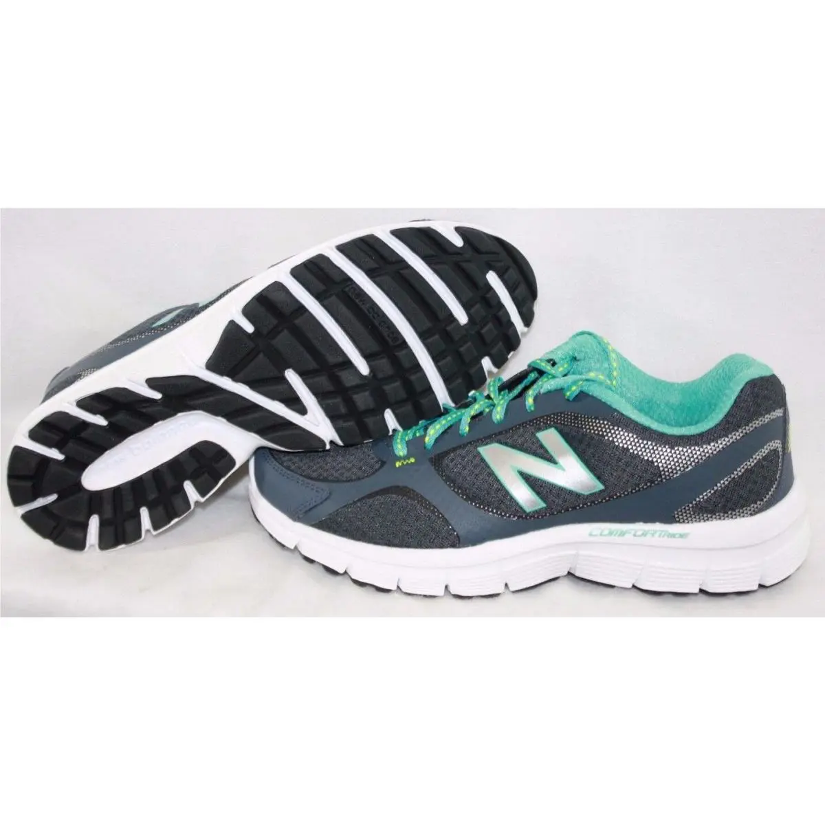 New Balance shoes - Grey 1