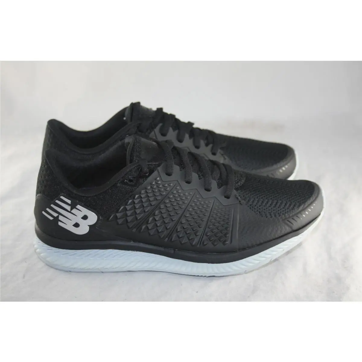 New Balance shoes - Fuelcell Black/Black 5