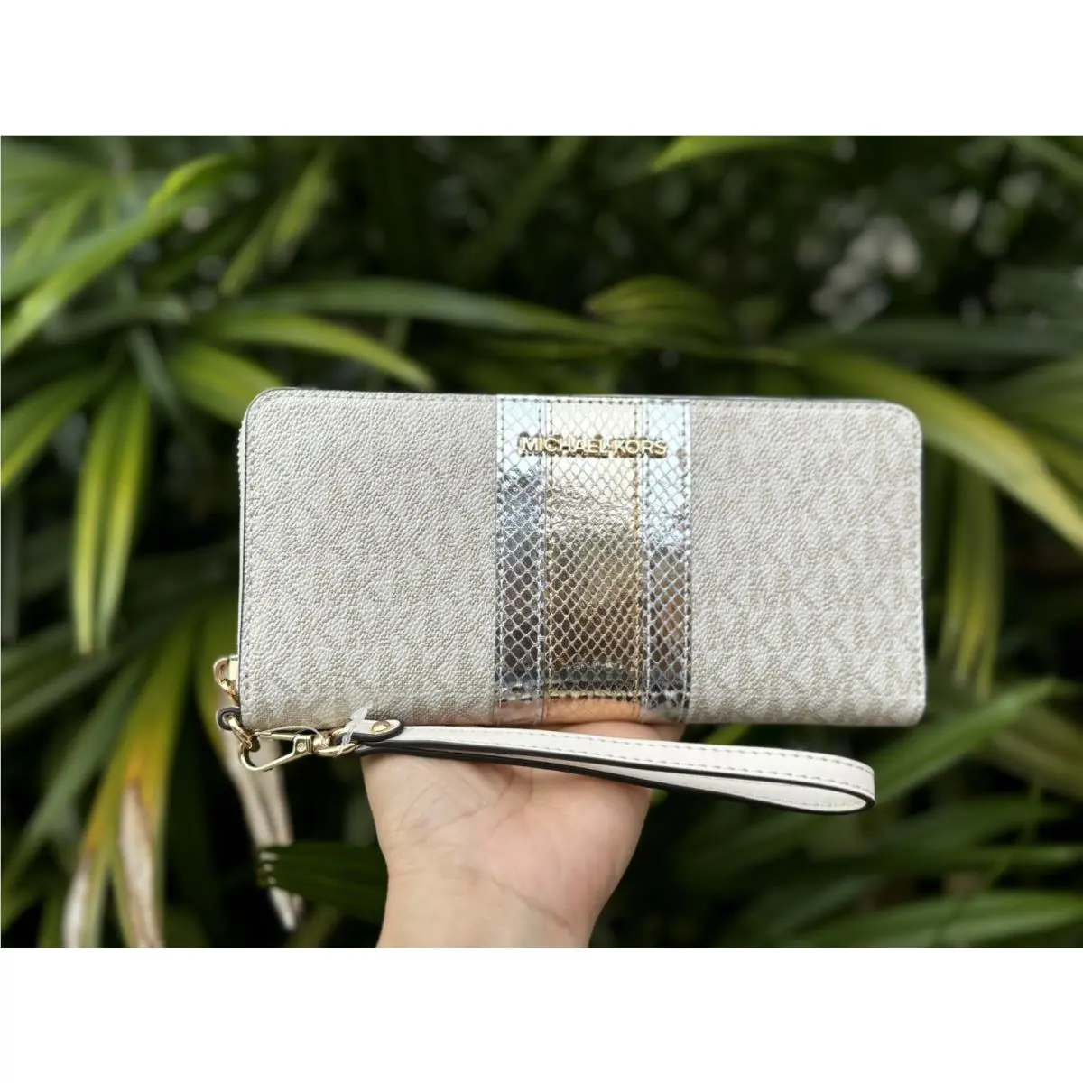 Michael Kors Jet Set Travel LG Continental Wallet MK Center Stripe Pale Gold