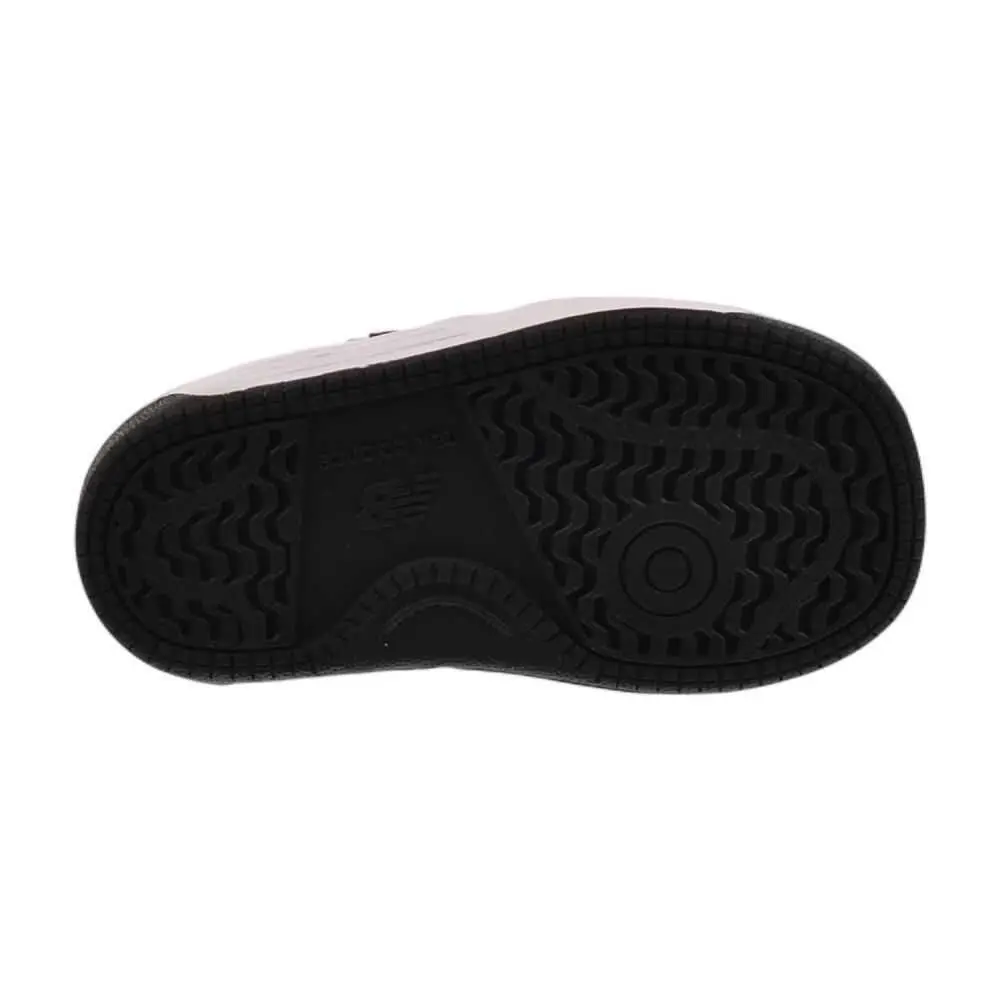 New Balance shoes - Black/White 4