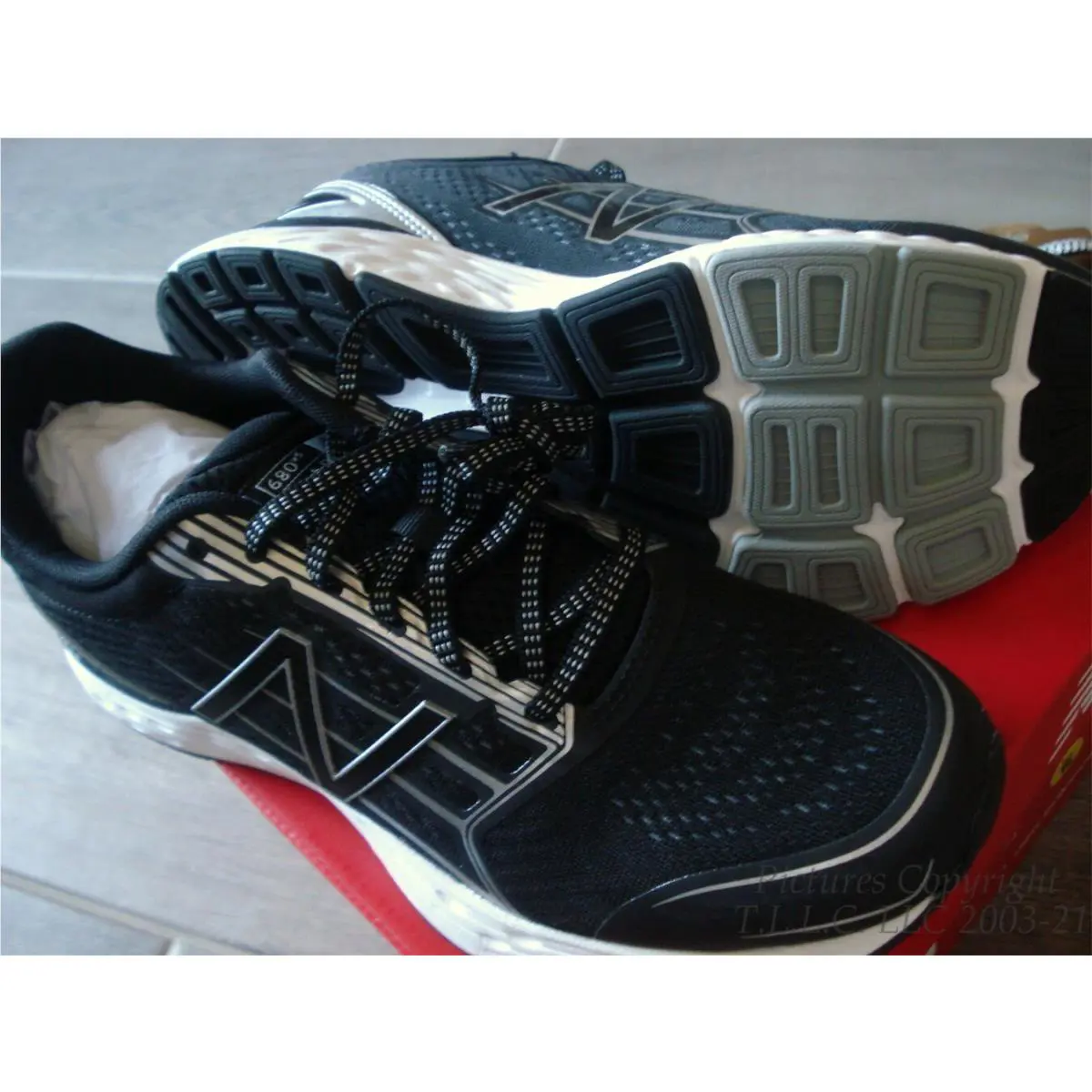 New Balance shoes - RUNNING COURSE - RUNNING COURSE - M680CB5 - BLACK/SILVER/WHITE (UPC: 191902123345) 2