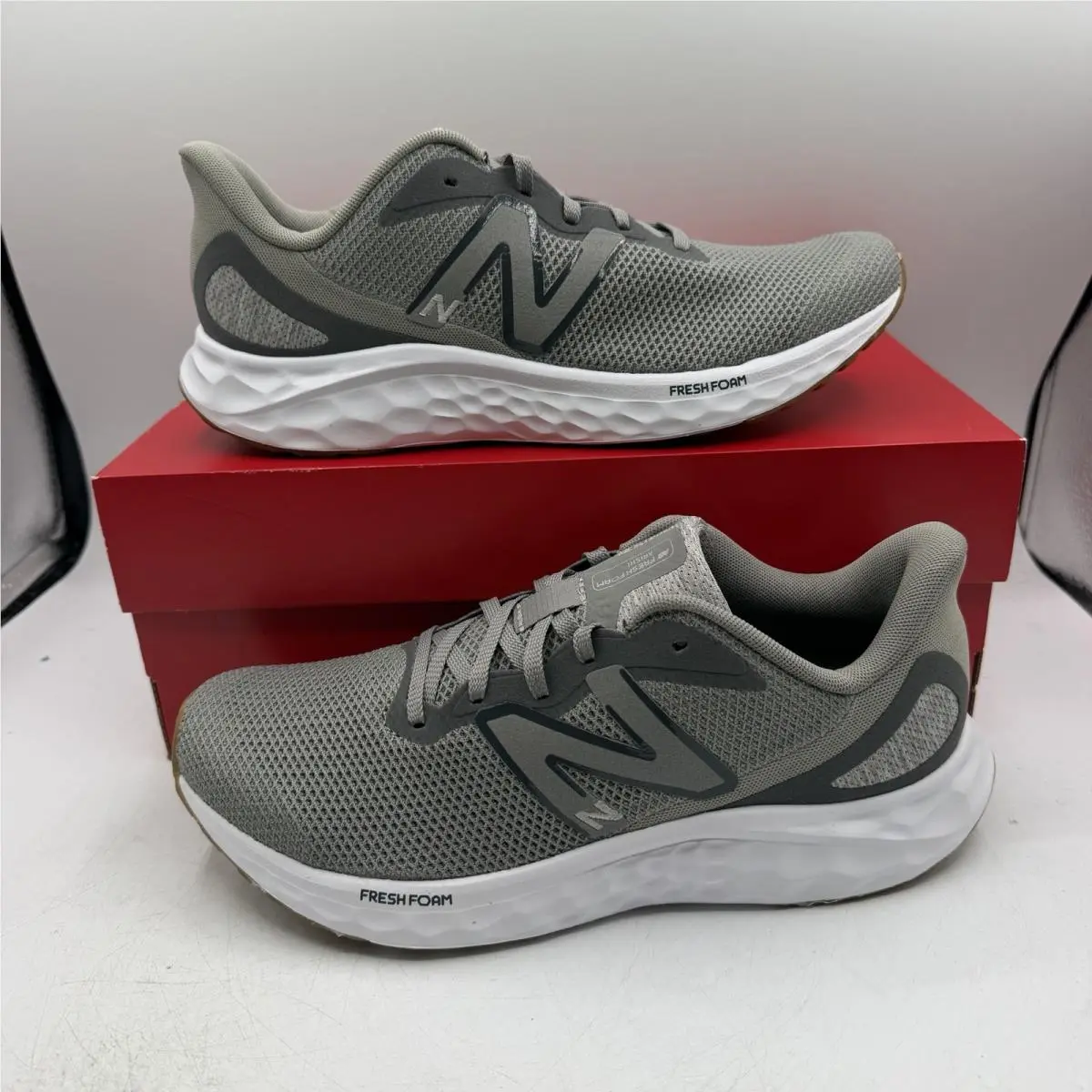 New Balance Fresh Foam Arishi v4 Running Shoes Mens Sz 9 D Grey Sneaker MARISEG4 - Gray