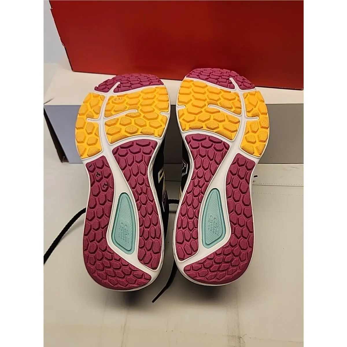 New Balance shoes - New Balance Fresh Foam 680v7 - W680NK7 - Black/Surf/Lemonade (UPC: 195903890879) 3