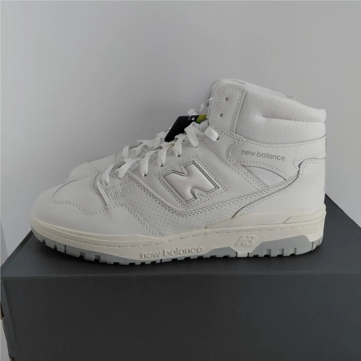 New Balance shoes - New Balance 650R - BB650RWW - White 1