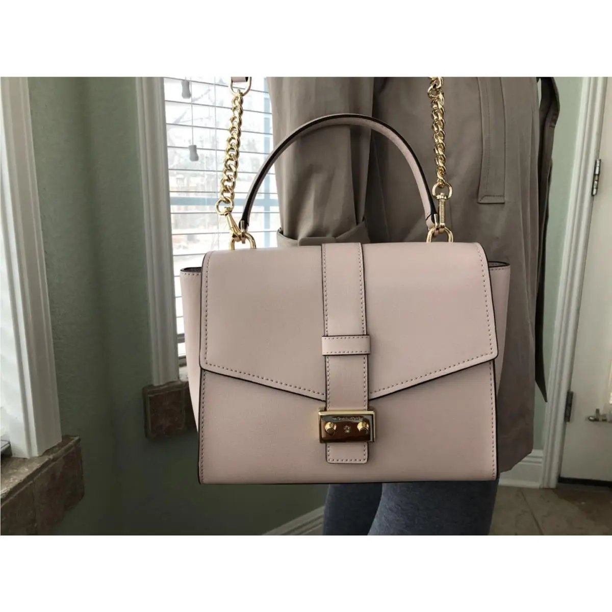 Michael Kors Mauve Medium TH Messenger Satchel Color- Ballet
