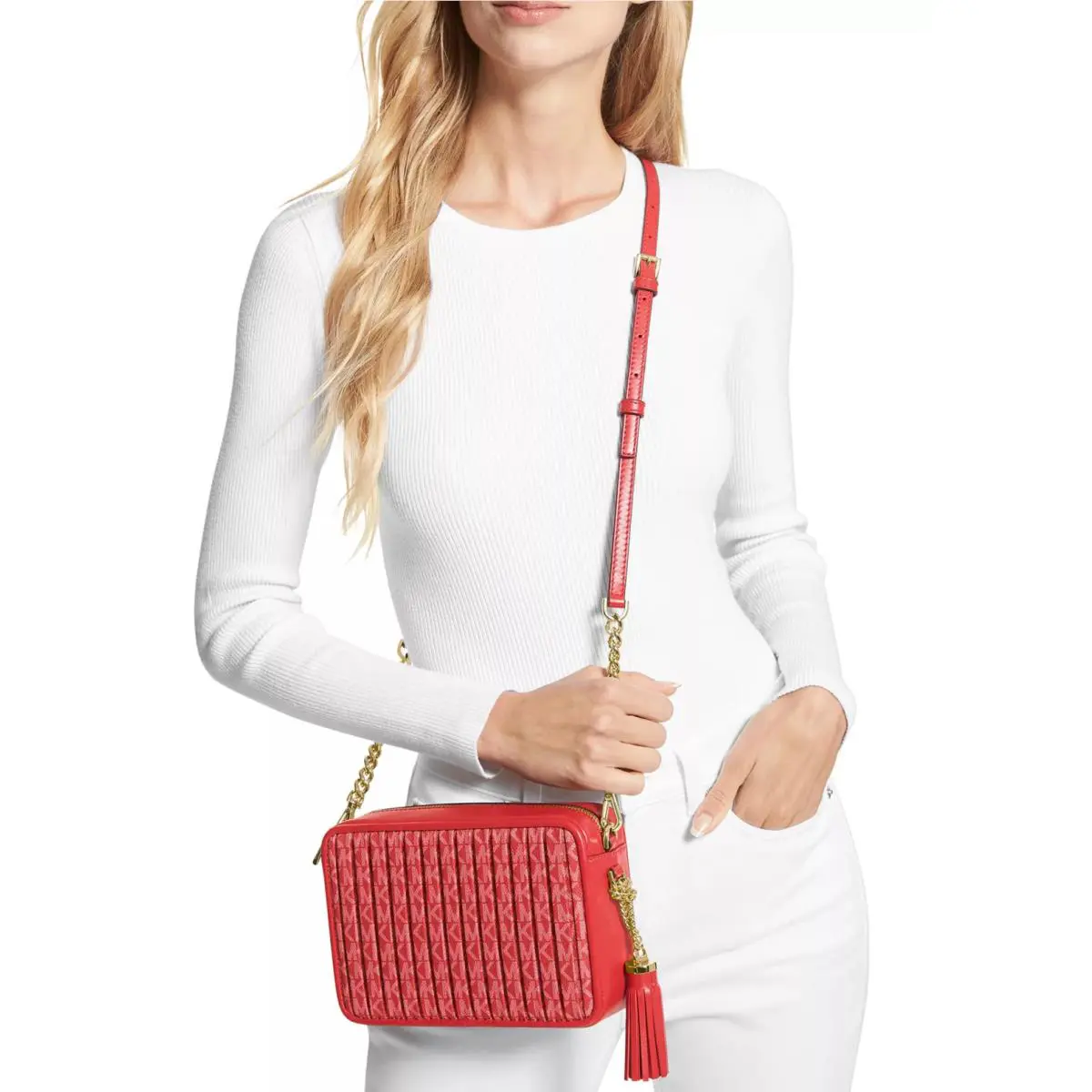 Michael Kors Jet Set Charm Medium Camera Logo Crossbody Bag Crimson Red - Lining: Beige, Exterior: Red