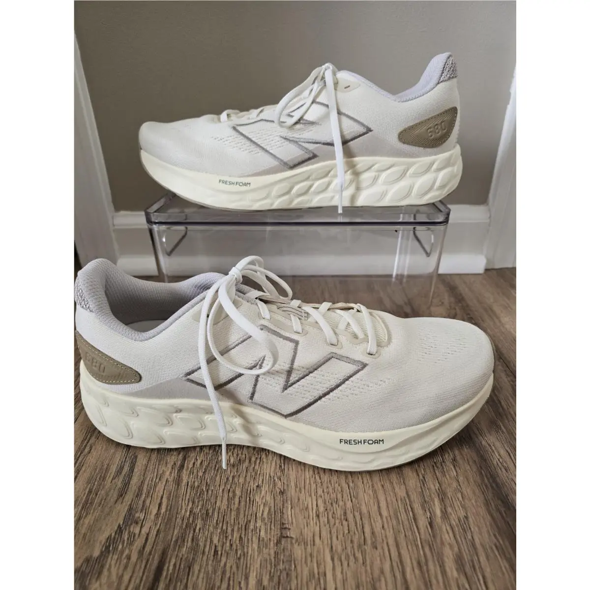 New Balance shoes - New Balance 680 - M680 - Beige 0
