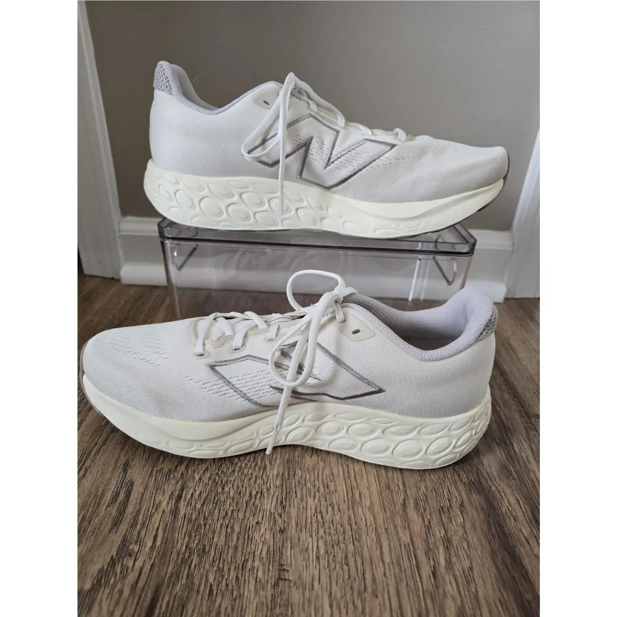 New Balance shoes - New Balance 680 - M680 - Beige 1