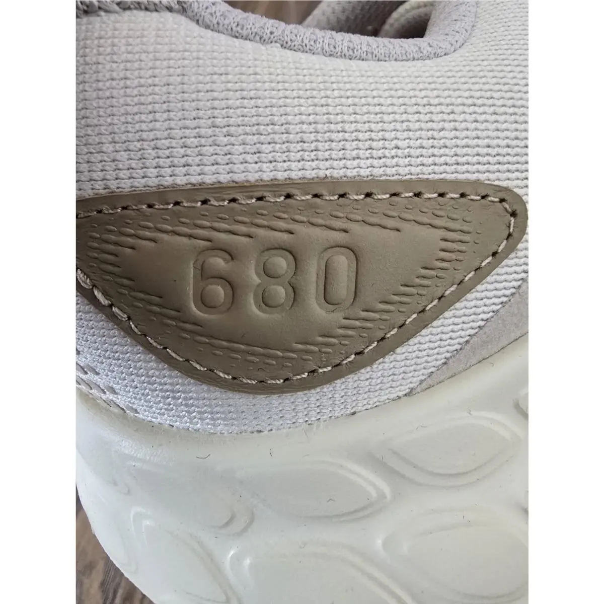 New Balance shoes - New Balance 680 - M680 - Beige 3