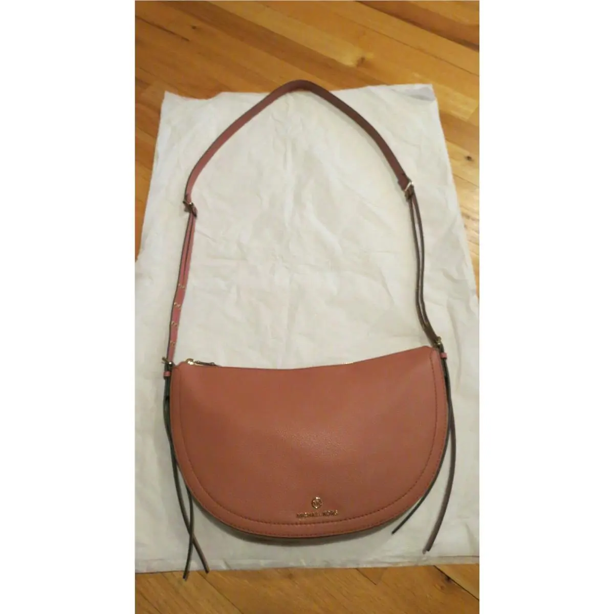 Michael Kors Camden Leather Medium Messenger Sunset Peach