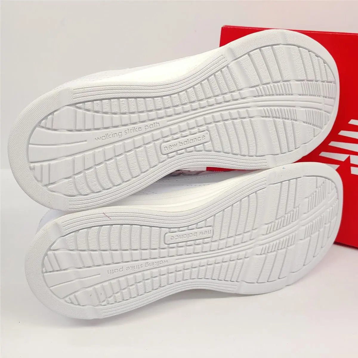 New Balance shoes - New Balance 577 - WW577VW - White (UPC: 885166892245) 7