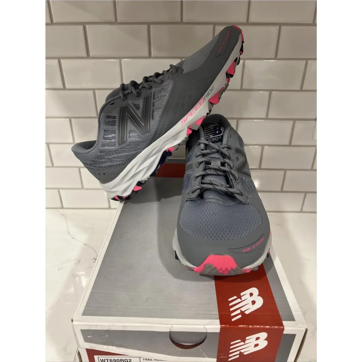 New Balance 690v2 Trail Running Shoes Gray Pink WT690RG2 Women`s Size 7.5 D Wide