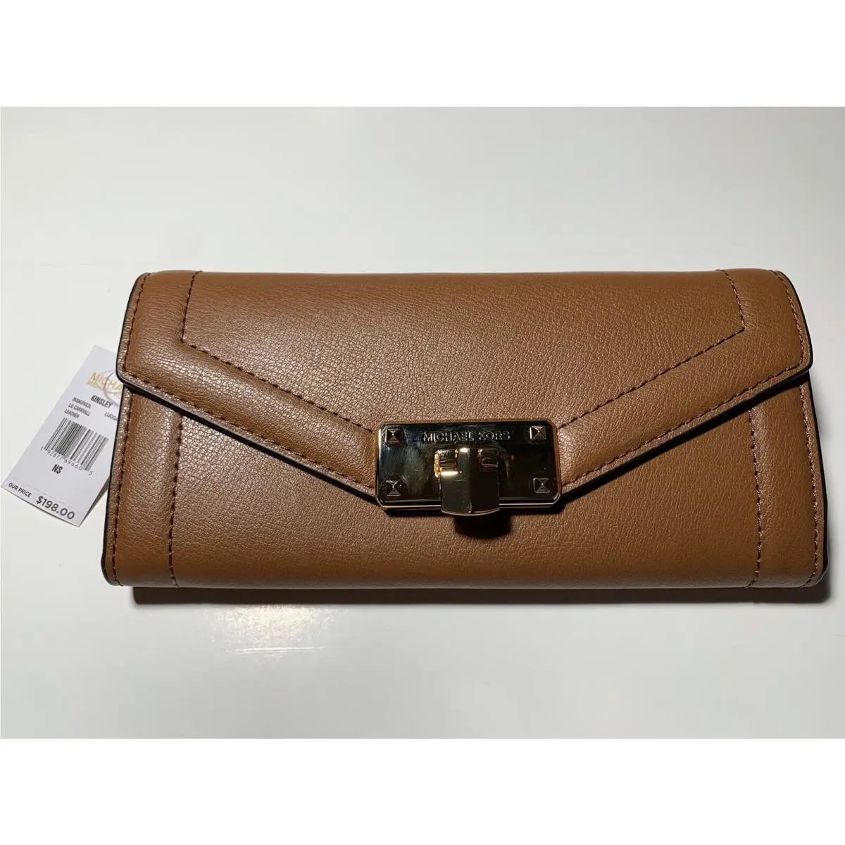 Michael Kors Kinsley Brown Leather Carryall Turn Lock Hardwares Wallet