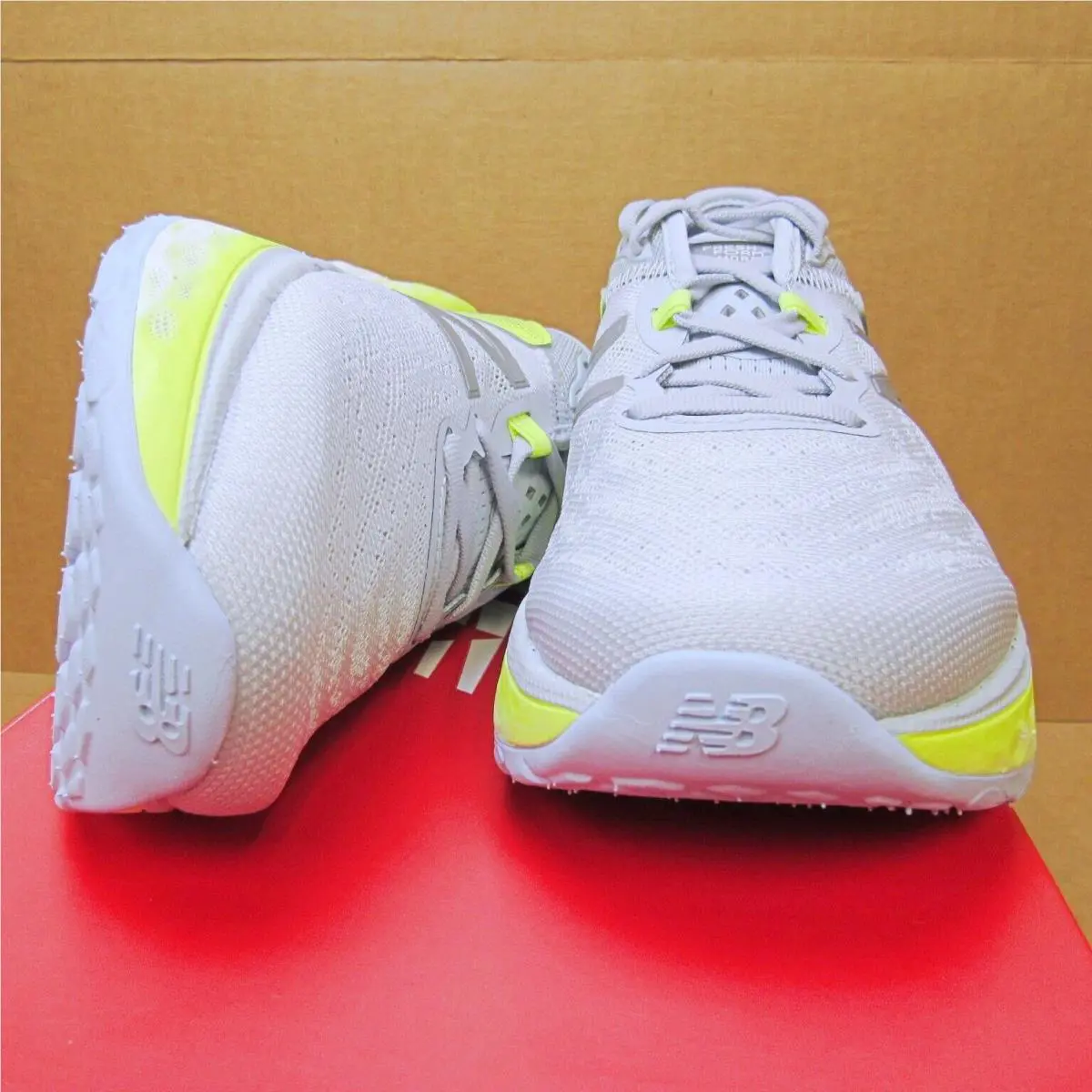 New Balance shoes - More V2 - More - Light Gray/Yellow/White 5