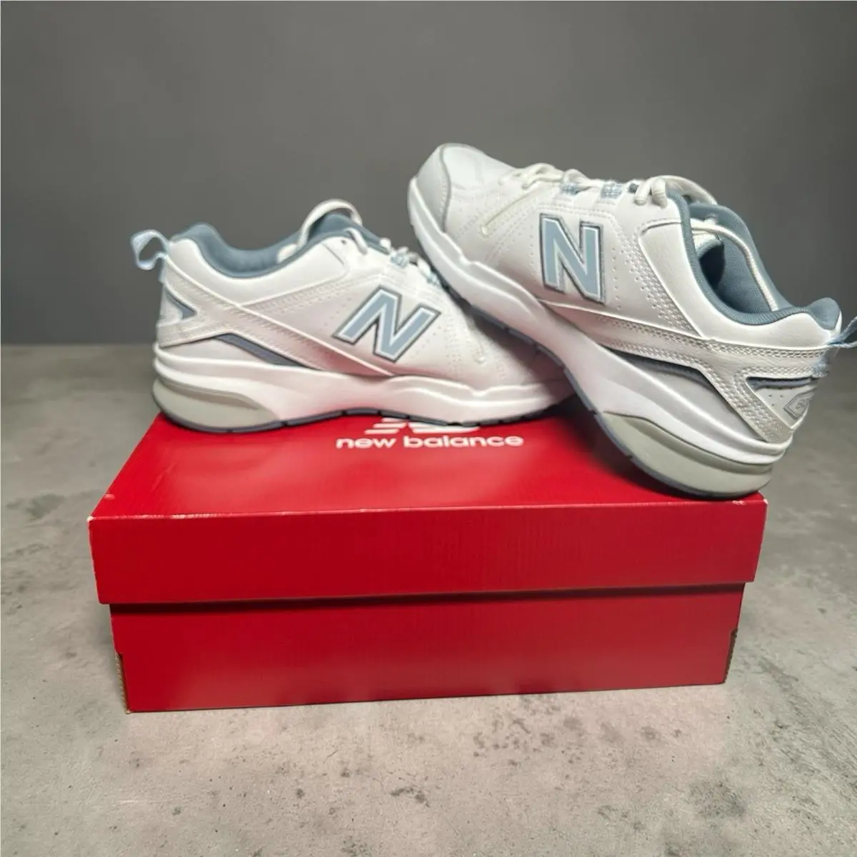 New Balance 608v5 Training Shoe Women’s Size 8 D Wide White/blue WX608WB5