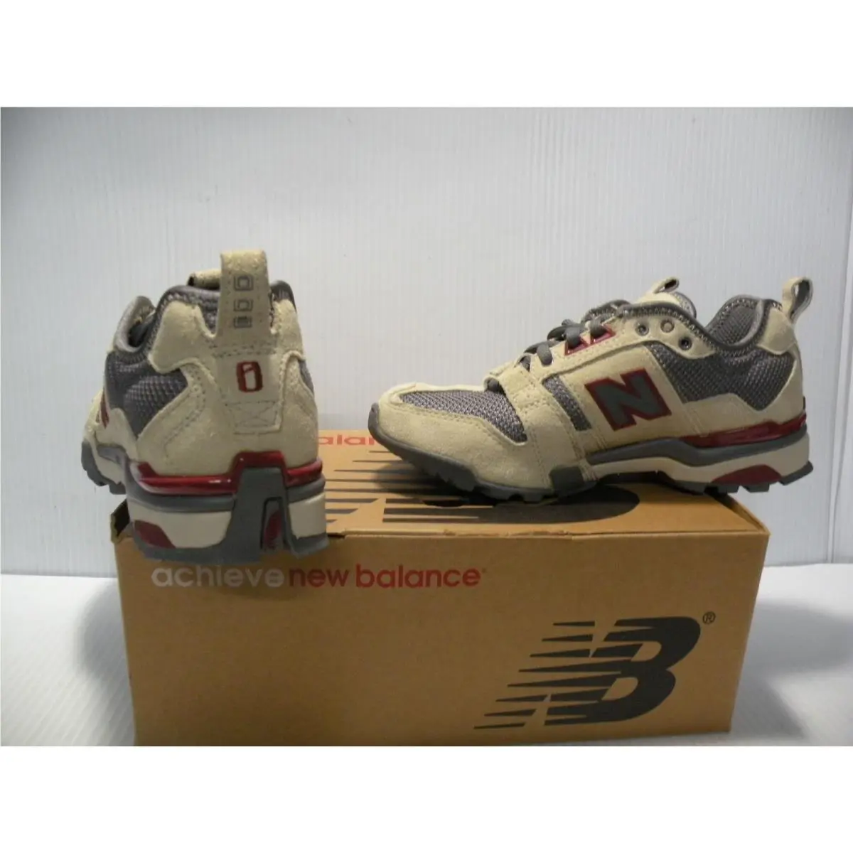 New Balance shoes - L. GREY 3