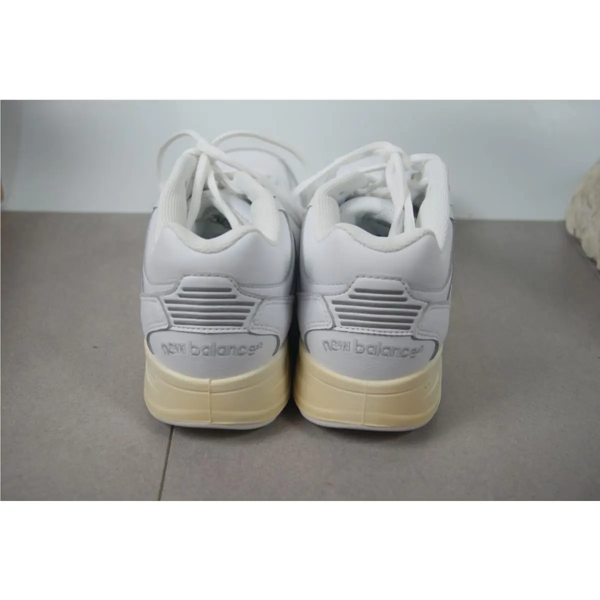 New Balance shoes - New Balance 576 - White 0
