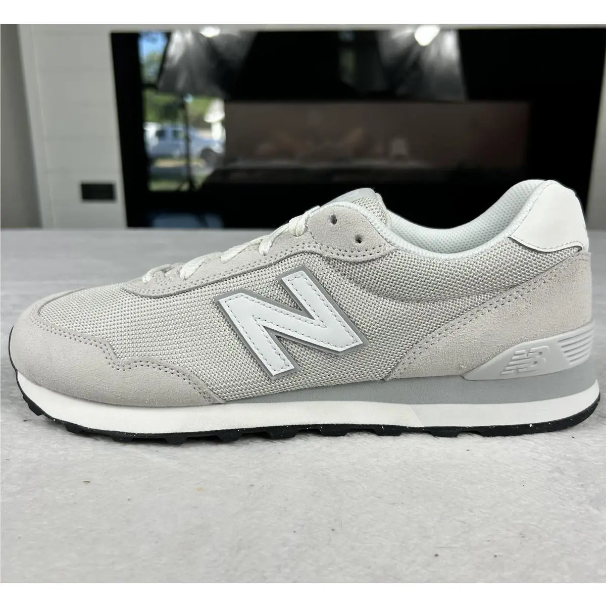 New Balance 515 Classics Sneakers Women’s Size 10 Men’s 8.5 Grey White Shoes New
