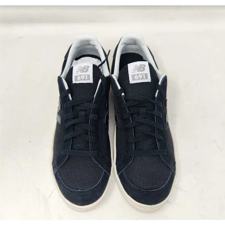New Balance shoes - Dark Night 4