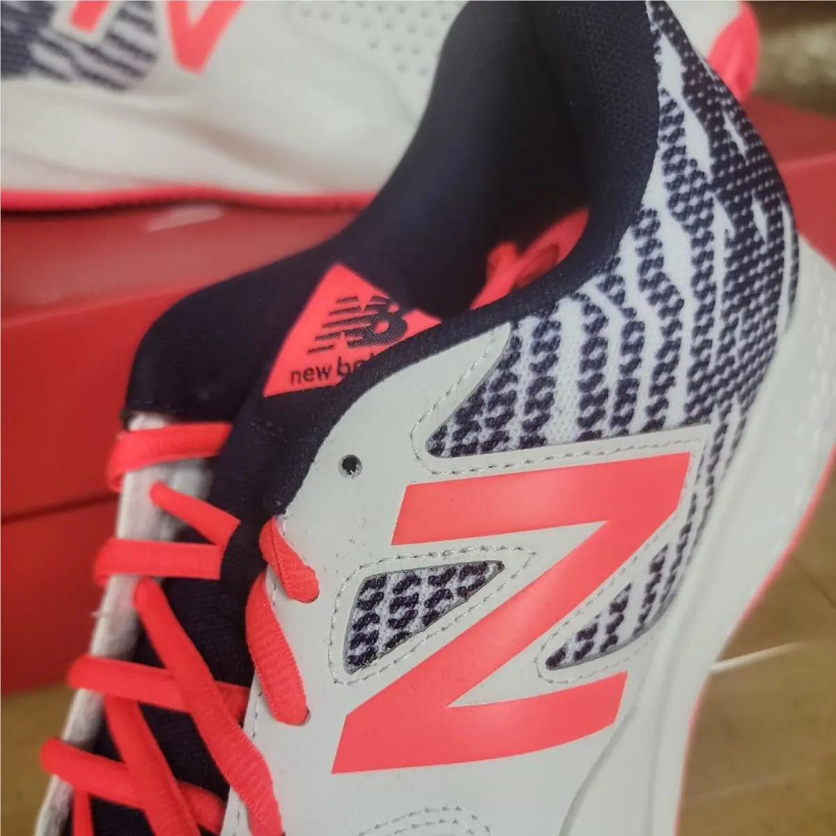 New Balance shoes - New Balance 696 - WCH696S3 - White, Navy, Coral 1