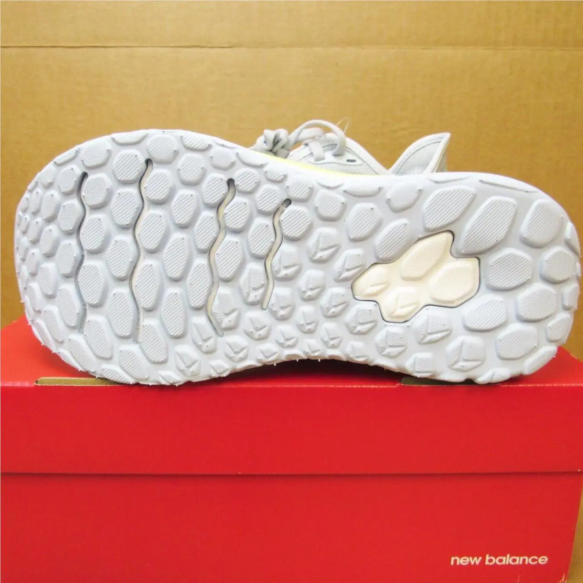 New Balance shoes - More V2 - More - Light Gray/Yellow/White 8