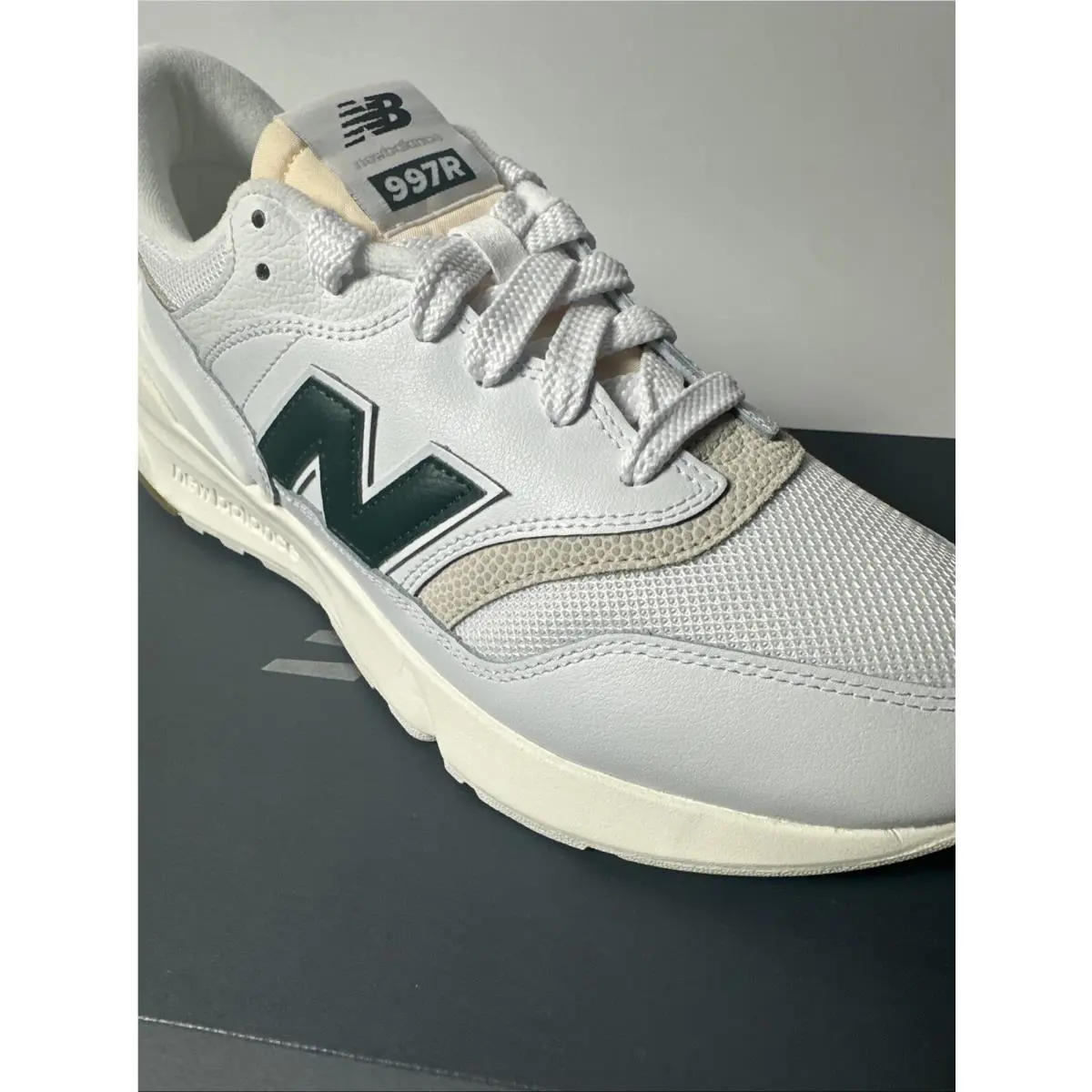 New Balance shoes - New Balance 997 R - U997RGA - White/Green 9