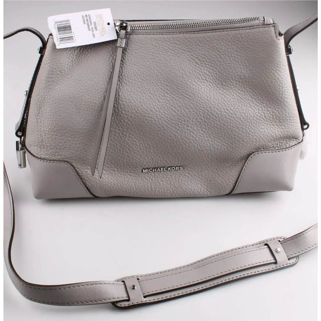 Michael Kors Crosby Pearl Grey Pebble Leather Messenger Shoulder Bag