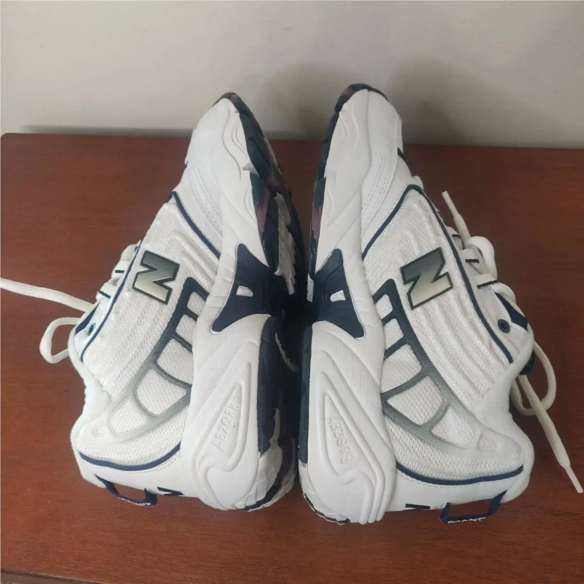 New Balance shoes - New Balance 823 - White 4