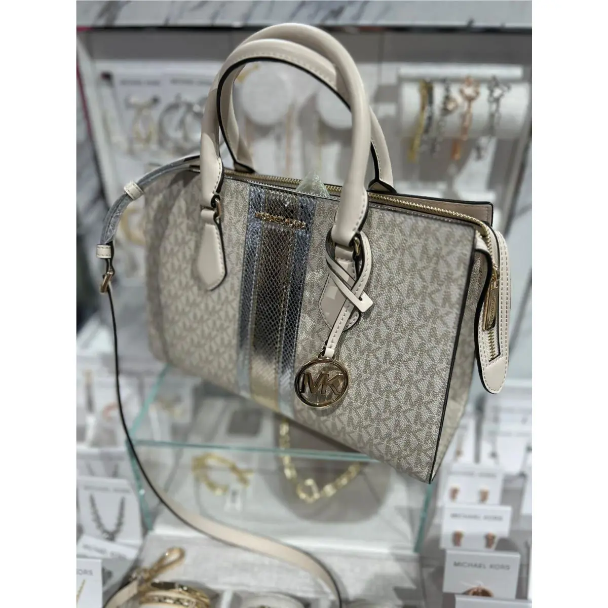 Michael Kors Sheila Women Medium Crossbody Handbag Satchel Bag Pale Gold Purse