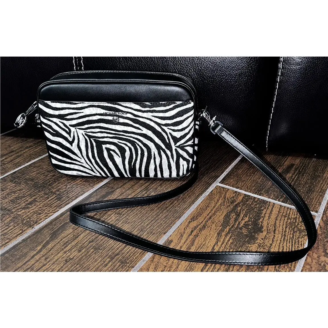 Michael Kors Jet Set Charm East West Leather Camera Crossbody Brt Wht Mlt Zebra